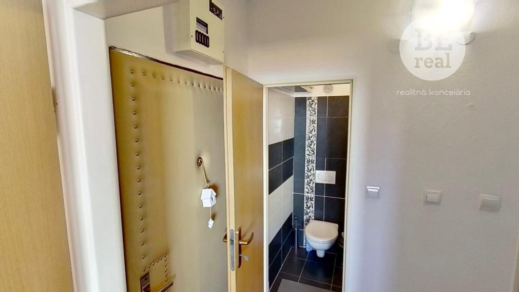 PREDANÝ Útulný 3 izbový byt v centre mesta Pezinok