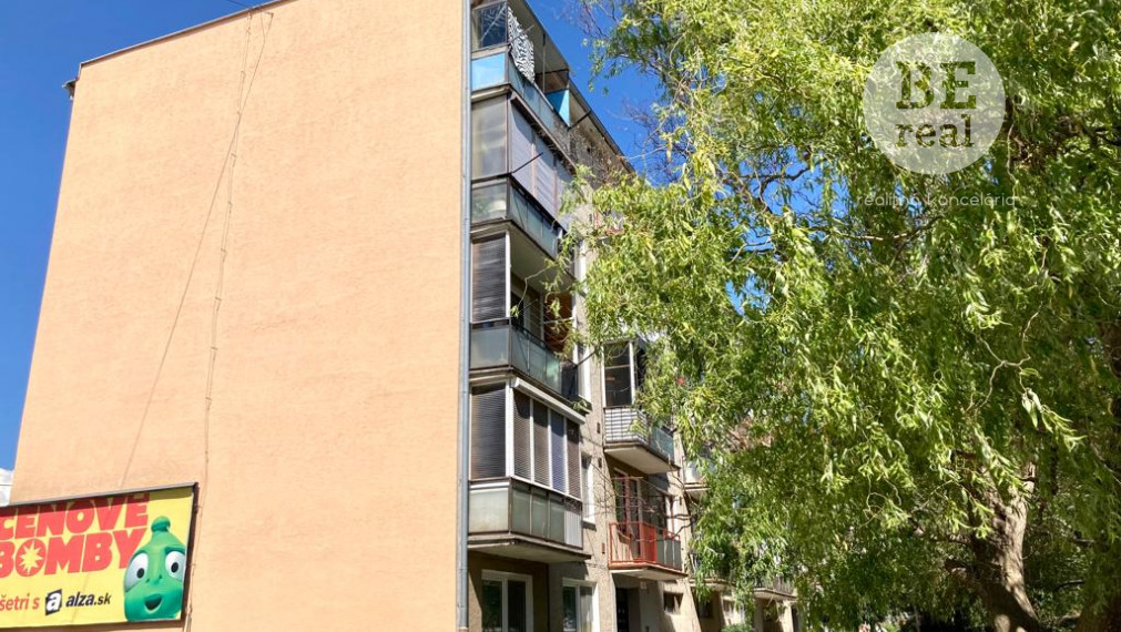 PREDANÝ Útulný 3 izbový byt v centre mesta Pezinok