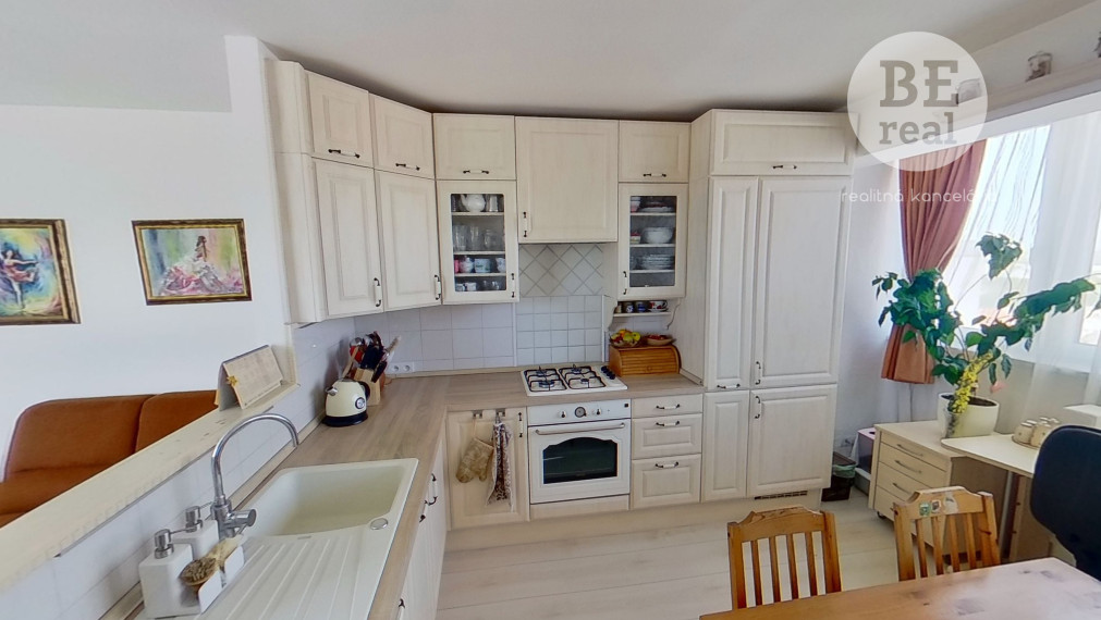 PREDANÝ Priestranný 3 izbový byt s krásnym výhľadom v Lamači