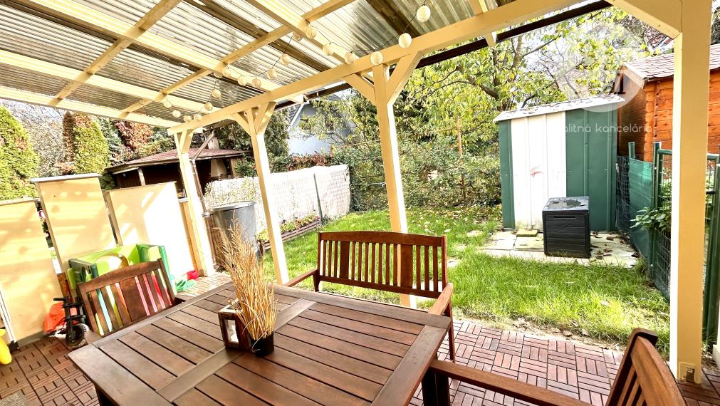 PREDANÉ 3 izbový dom v súkromnom rezorte v Hrubej Borši