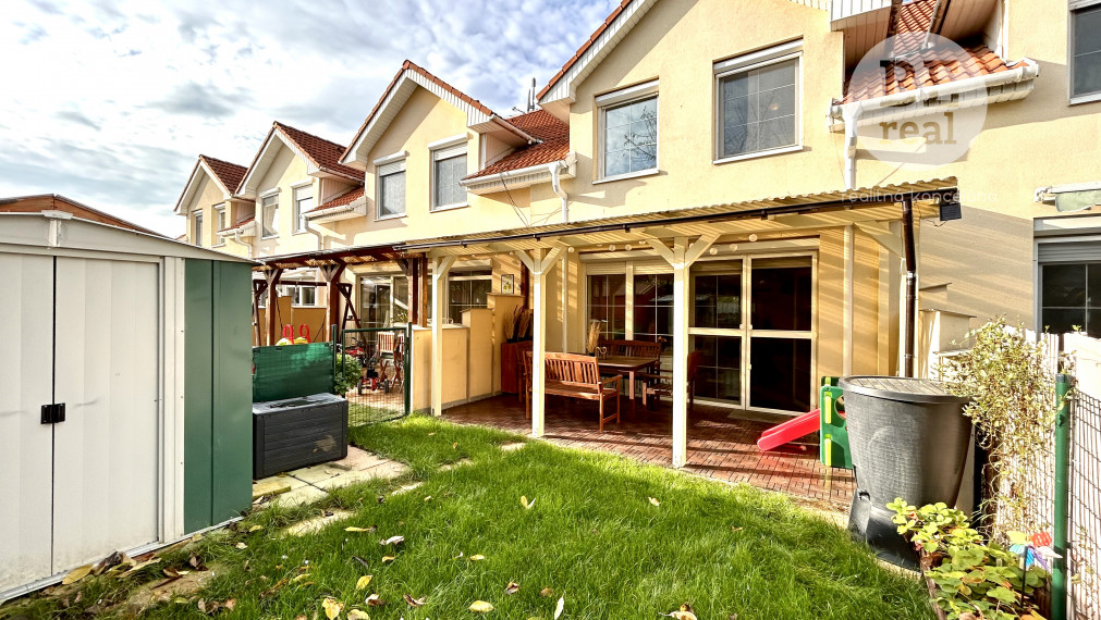 PREDANÉ 3 izbový dom v súkromnom rezorte v Hrubej Borši