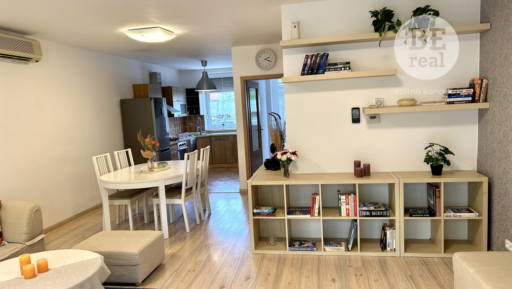 PREDANÉ 3 izbový dom v súkromnom rezorte v Hrubej Borši