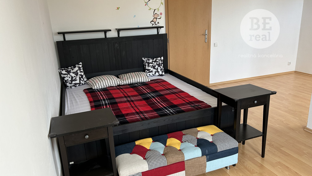 PREDANÉ 3 izbový dom v súkromnom rezorte v Hrubej Borši