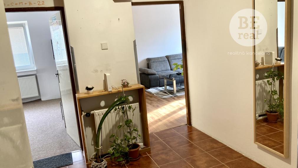 3 izbový byt v rodinnom dome v Prievoze na predaj