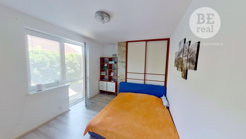 PREDANÝ Dvojpodlažný 5 izbový rodinný dom vo Hviezdoslavove