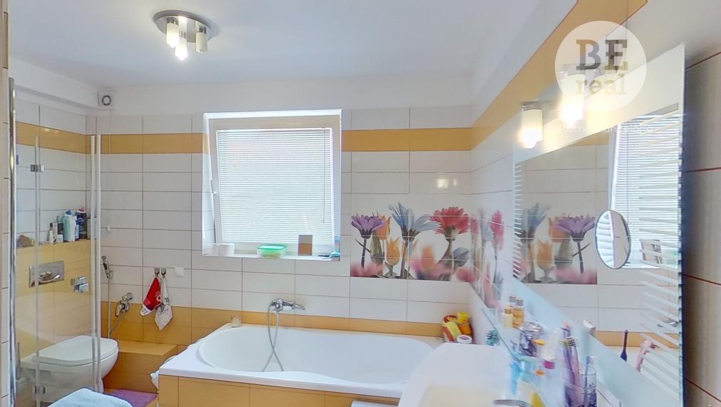 PREDANÝ Dvojpodlažný 5 izbový rodinný dom vo Hviezdoslavove