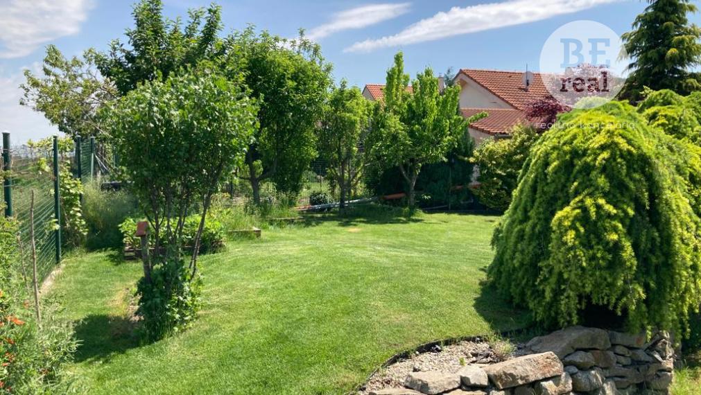 PREDANÝ Dvojpodlažný 5 izbový rodinný dom vo Hviezdoslavove