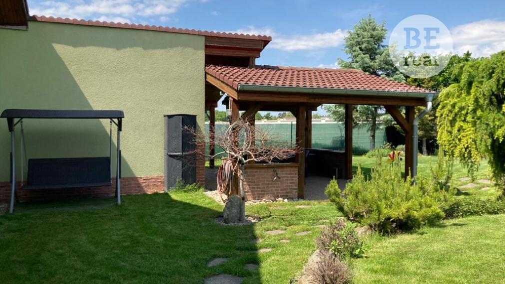 PREDANÝ Dvojpodlažný 5 izbový rodinný dom vo Hviezdoslavove