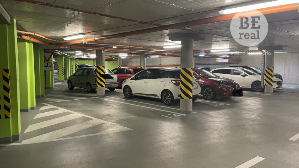 PREDANÝ Zariadený 2 izbový byt na Úderníckej ulici