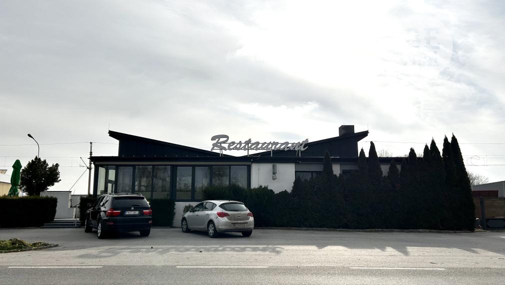 Zaujímavá ponuka na predaj kompletne zariadenej reštaurácie