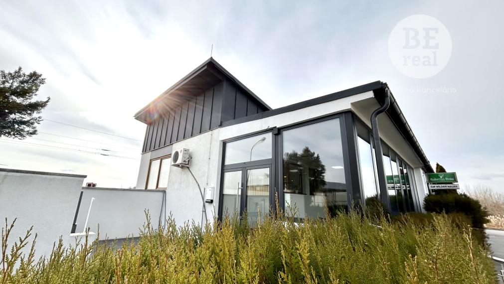 Zaujímavá ponuka na predaj kompletne zariadenej reštaurácie