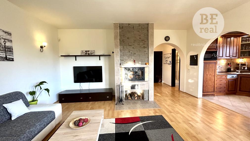 PREDANÝ 6 izbový rodinný dom s veľkorysým pozemkom v Pustých Úľanoch