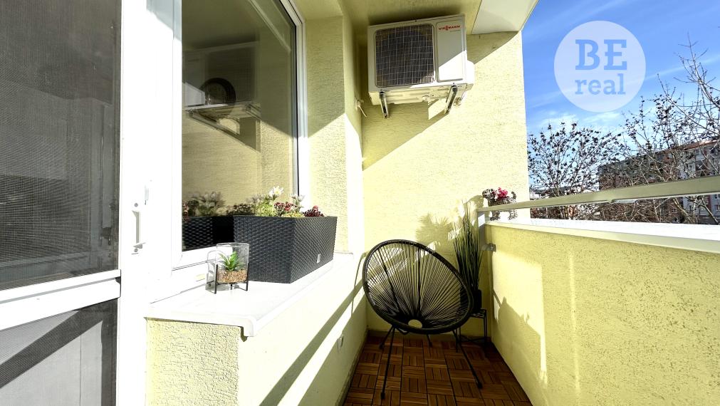 PREDANÝ Nádherne zrekonštruovaný 3 izbový byt na ul. Laca Novomeského