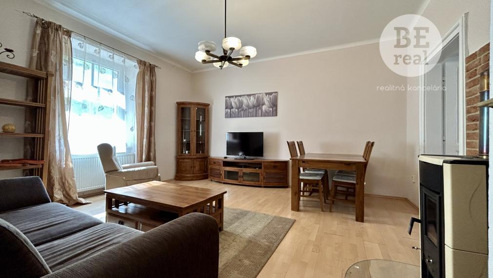 PRENAJATÝ Veľkorysý 3 izbový byt v Starom Meste na prenájom