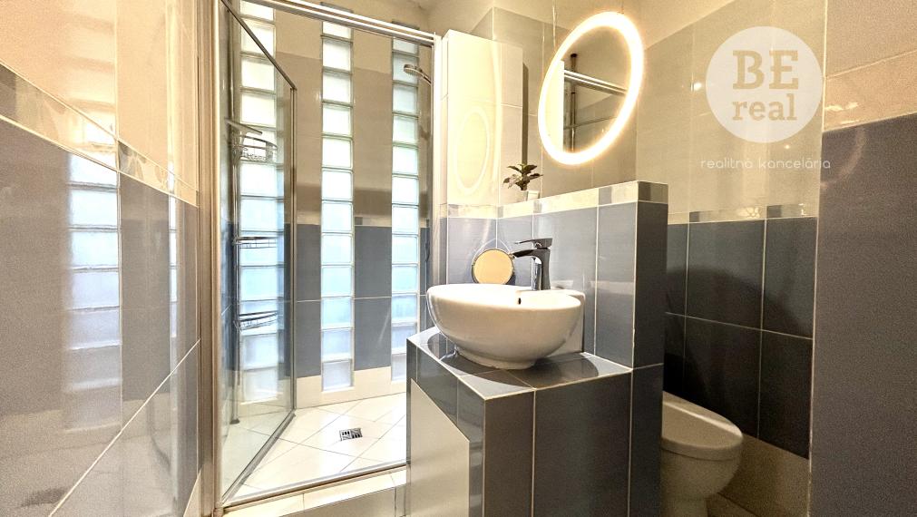 PREDANÝ Kompletne zariadený 2 izbový byt na Fedinovej ulici