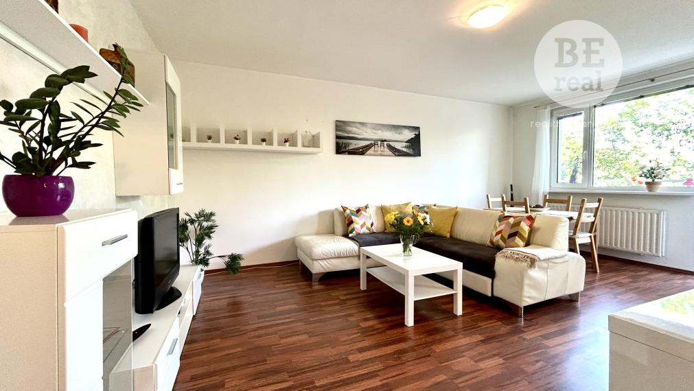 PREDANÝ Kompletne zariadený 2 izbový byt na Fedinovej ulici