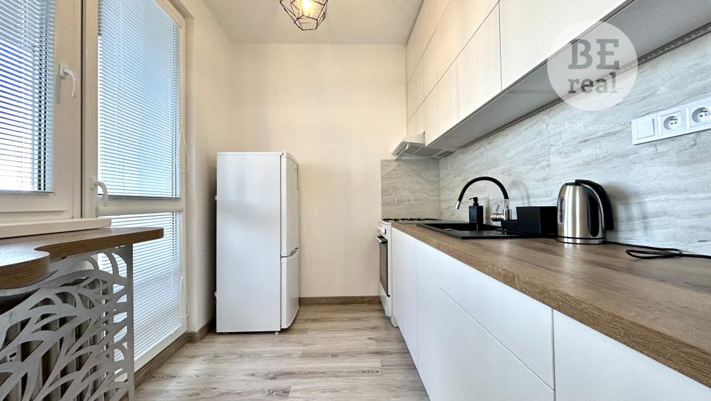 PRENAJATÝ Kompletne zrekonštruovaný 1 izbový byt na prenájom v Ružinove