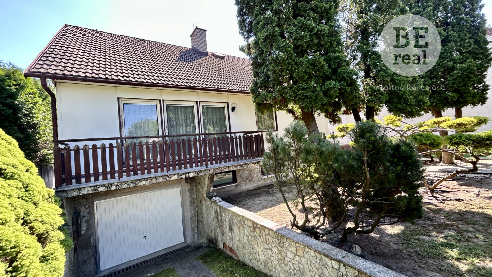 Na predaj trojpodlažný rodinný dom v obci Hronovce okr. Levice