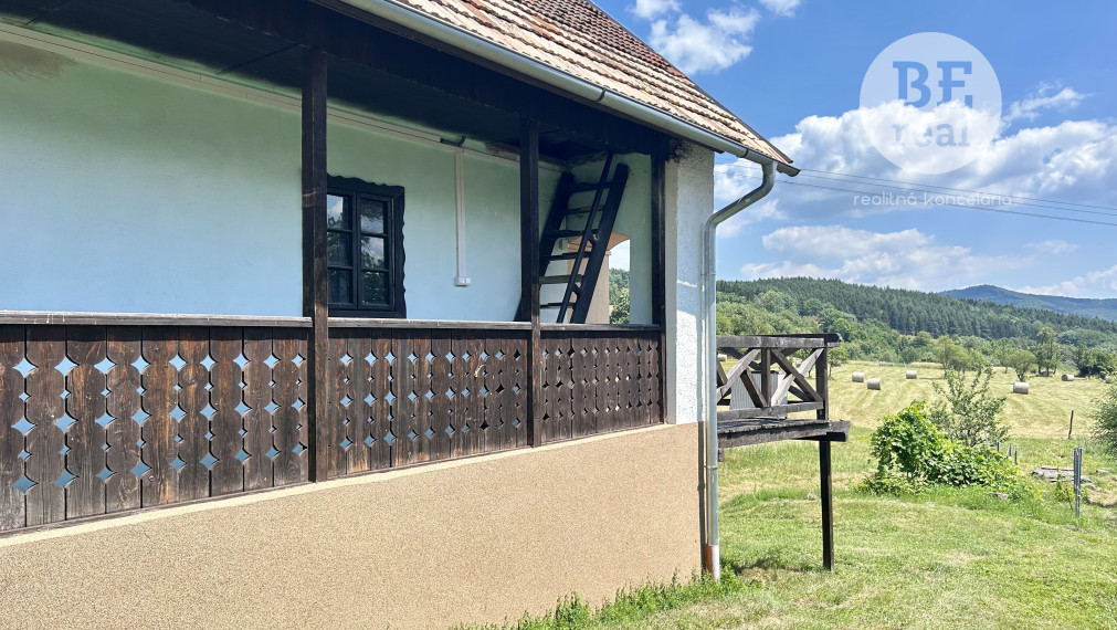 PREDANÝ Ranč na predaj v malebnom prostredí Podkriváň