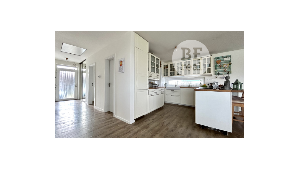 5 izbový bungalov v Malinove