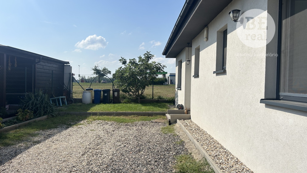 5 izbový bungalov v Malinove