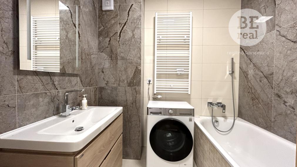 PREDANÝ 3 izbový byt s krásnym výhľadom - Byty Rozálka