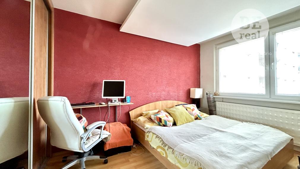 PREDANÝ NA PREDAJ 3 IZBOVÝ BYT S LOGGIOU V TRNAVE