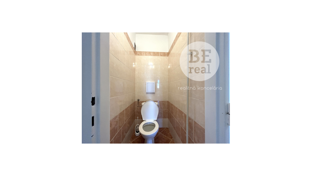 PRENAJATÝ 3 izbový byt na Jelačičovej PRENÁJOM