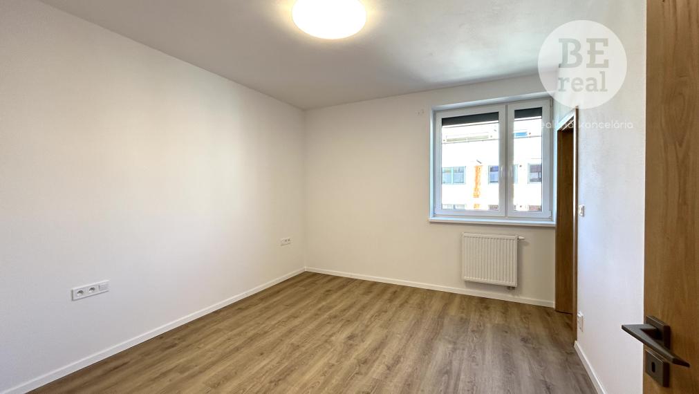 PREDANÝ 3 izbový byt s krásnym výhľadom - Byty Rozálka