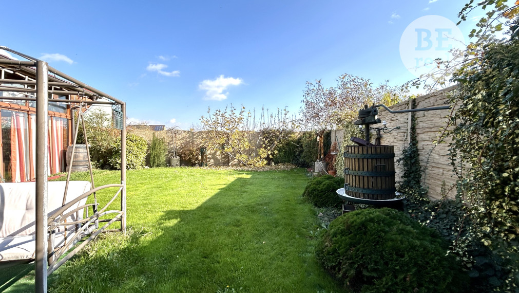 PREDANÝ 5 izbový rodinný dom s úžasným pozemkom v PEZINKU