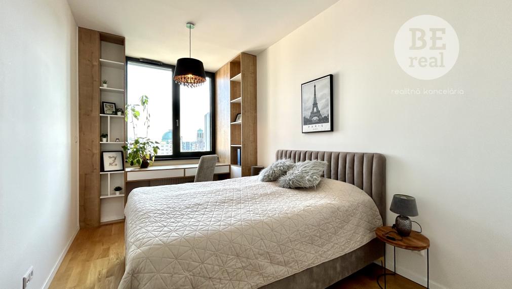 PRENAJATÝ  2i byt s parkovaním v Starom meste