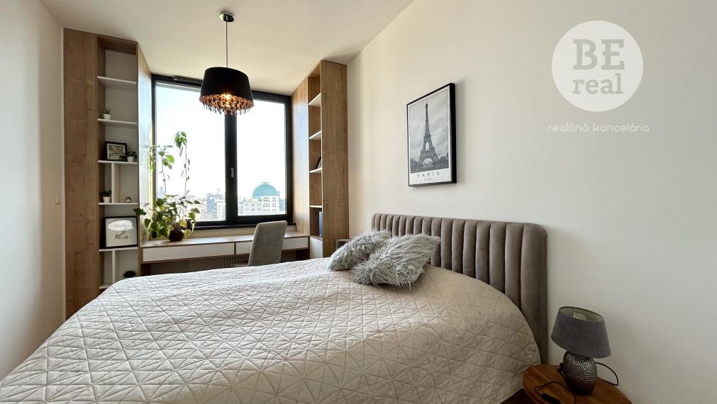 PRENAJATÝ  2i byt s parkovaním v Starom meste