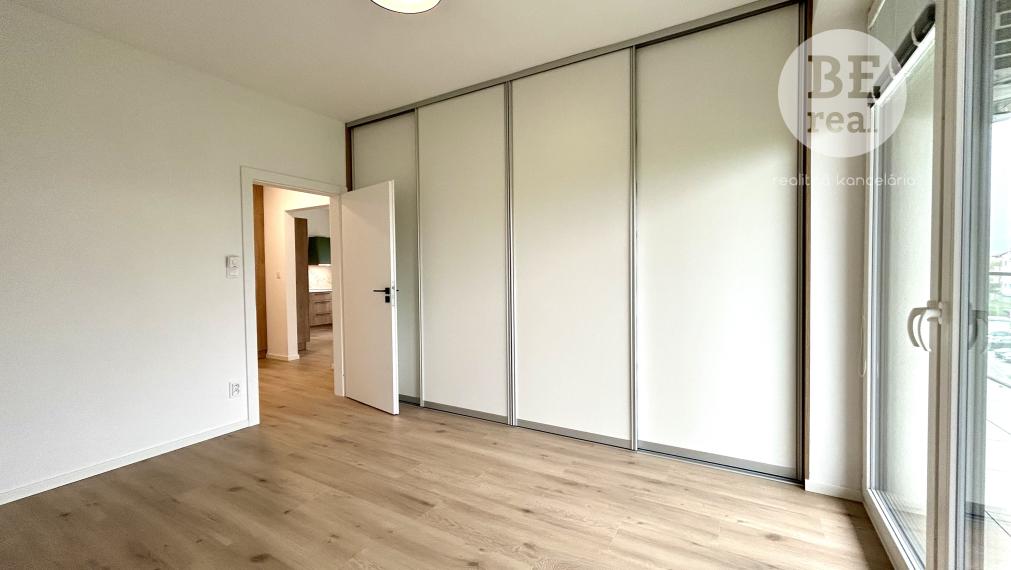 PRENAJATÝ 2i byt v novostavbe s parkovaním v cene nájmu