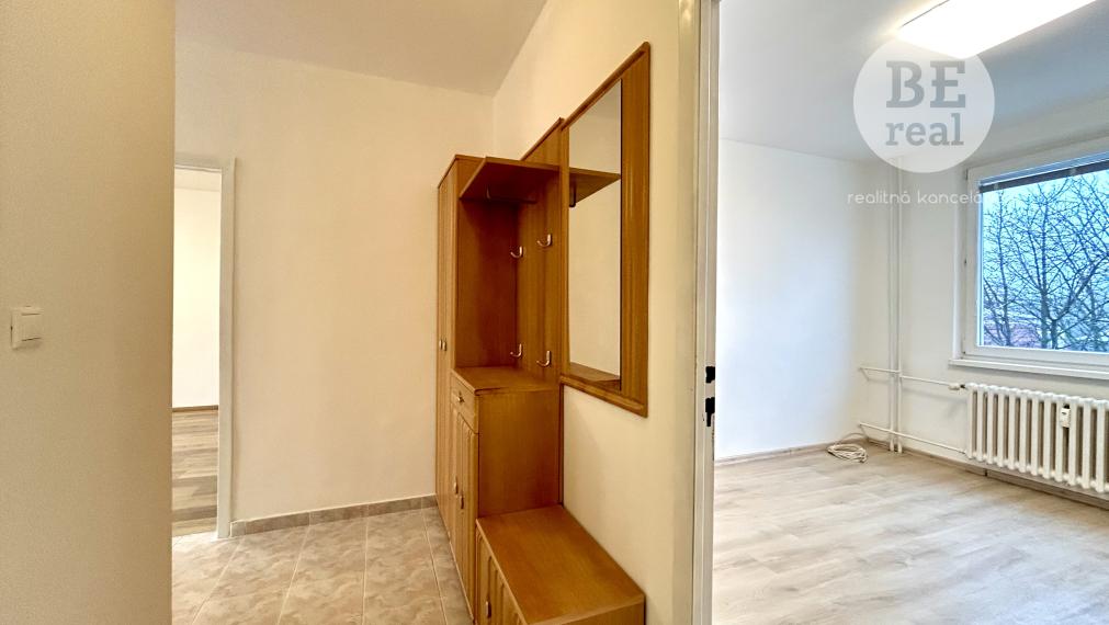 PREDANÝ 2 izbový byt s balkónom na sídlisku JUH