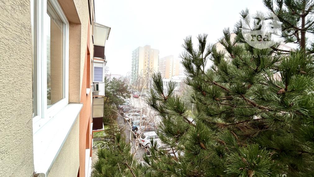 PREDANÝ 2 izbový byt s balkónom na sídlisku JUH