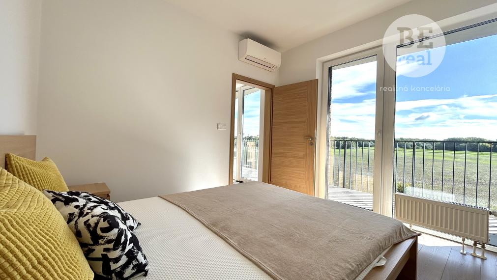 Na predaj 2 izbový byt v novostavbe, SLNEČNICE Fialová ulica