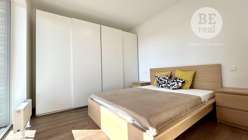 Na predaj 2 izbový byt v novostavbe, SLNEČNICE Fialová ulica