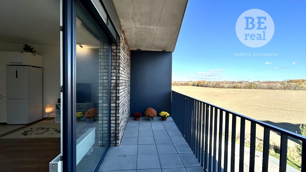 Na predaj 2 izbový byt v novostavbe, SLNEČNICE Fialová ulica