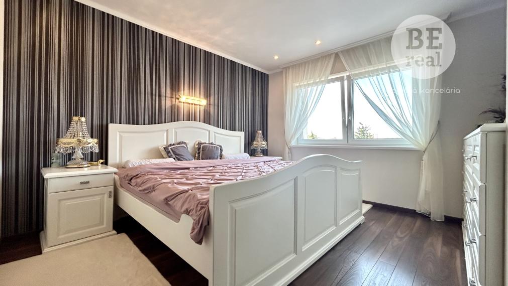 5 izbový rodinný dom s interiérovým bazénom v Pezinku