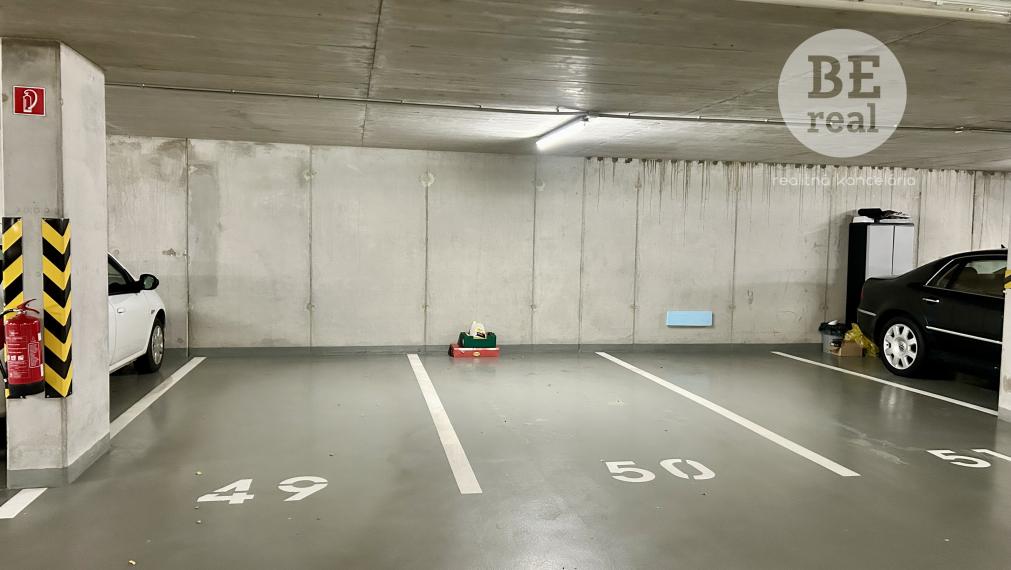 PREDAJ - parkovacie miesto v garáži v projekte Malé Krasňany