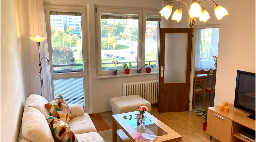 PREDANÝ Útulný 1 izbový byt v Dúbravke