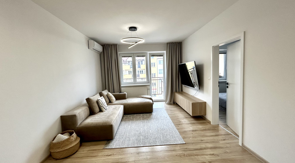 PRENAJATÝ Komplet zrekonštruovaný 2 izbový byt na prenájom