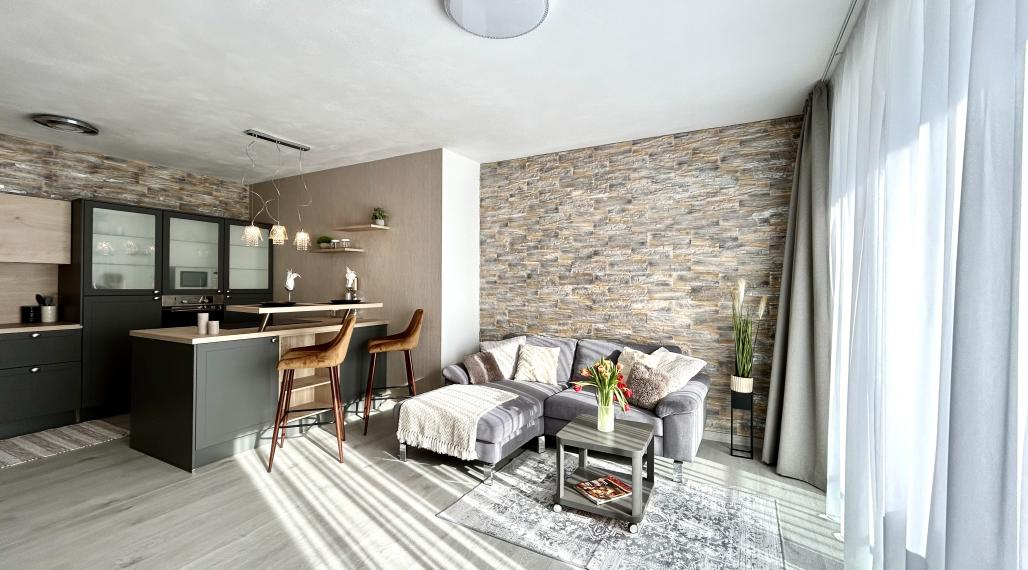 PREDANÝ Zariadený 2 izbový byt v novostavbe - Byty Rozálka