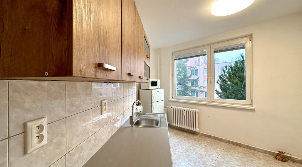 PREDANÝ 2 izbový byt s balkónom na sídlisku JUH